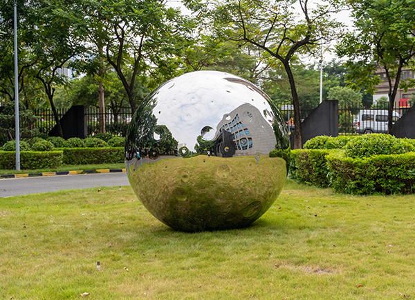 Sphere sculpture